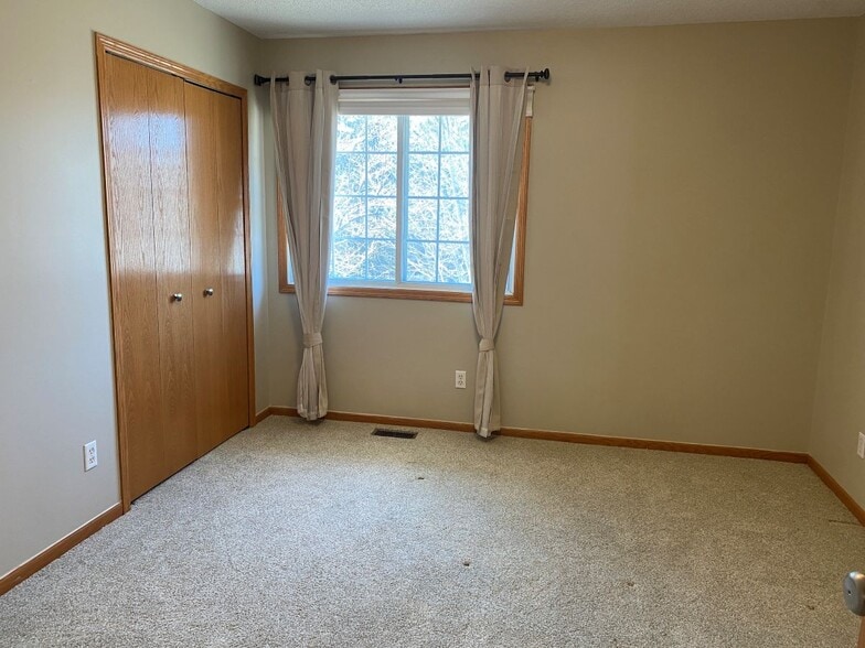 Building Photo - 17975 Cobblestone Way