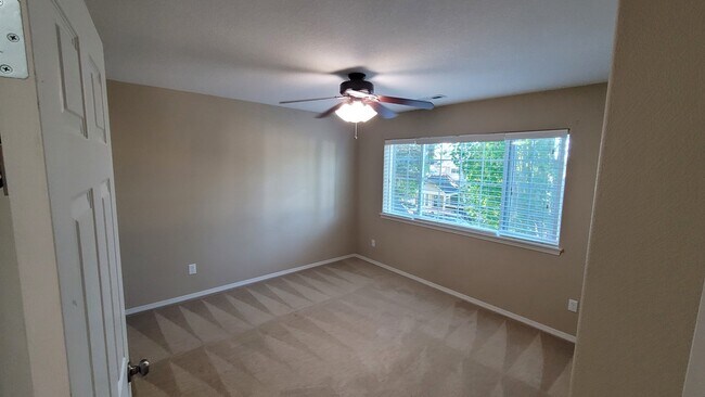 Building Photo - 17077 NW Elk Run Dr