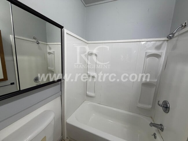 Building Photo - 1222 Perrysville-