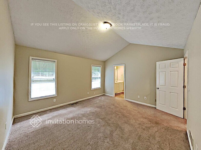 Building Photo - 4030 Mt Vernon Dr