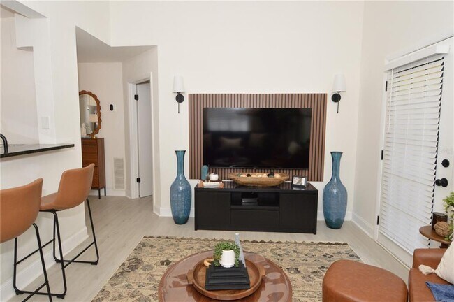 Building Photo - 8714 Mallard Reserve Dr
