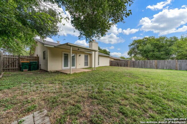 Building Photo - 109 Meadow Way