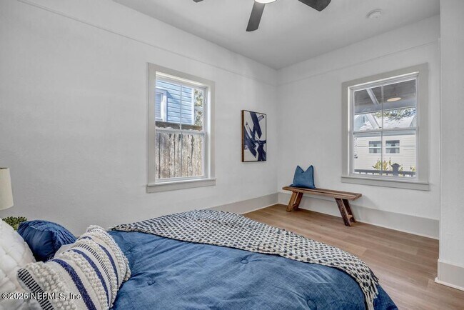 Building Photo - 23 Mulberry St