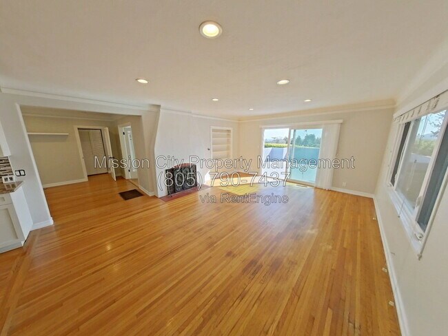 Building Photo - 1424 Salinas Pl