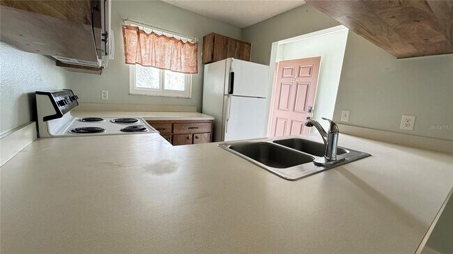 Building Photo - 39132 Co Rd 54