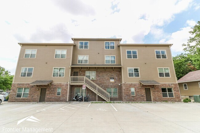 Building Photo - 914 Vattier Street