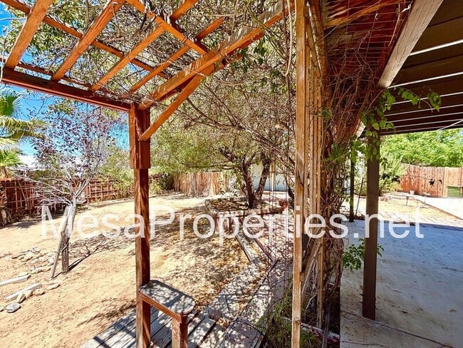 Building Photo - 16441 Majela Ct