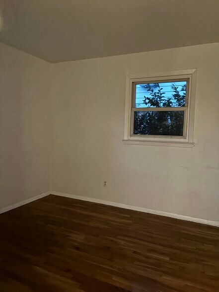 Building Photo - 147 Saint Joseph Blvd