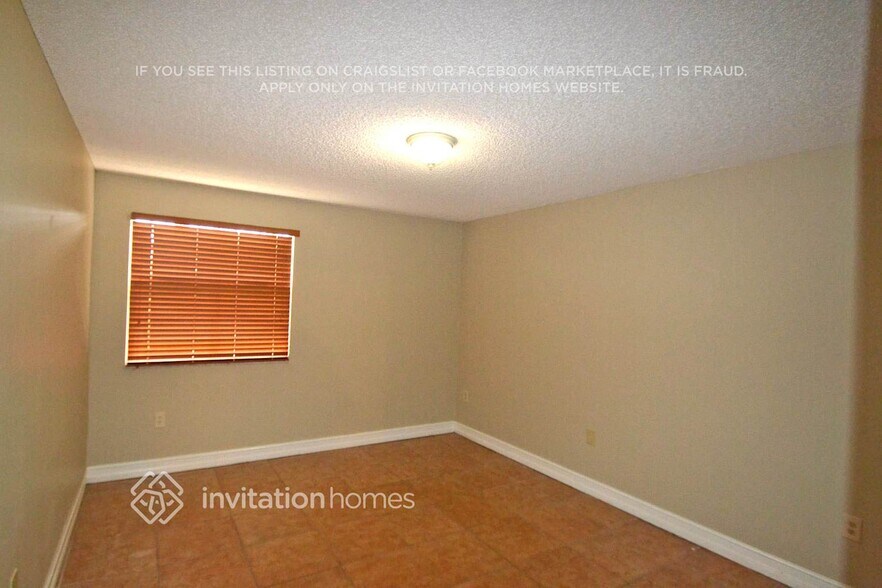 Building Photo - 4978 NW 97th Pl