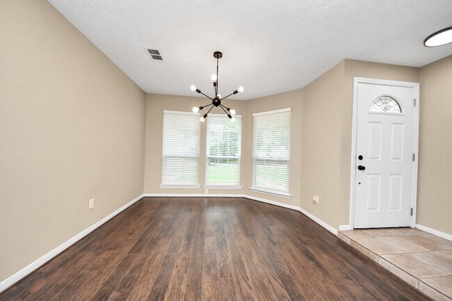 Building Photo - 3834 Carya Cir