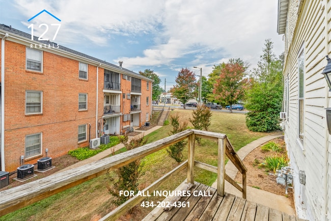 Building Photo - Charming 1-Bedroom Apartment on Historic Rivermont Avenue