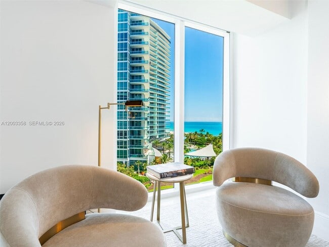 Building Photo - 10275 Collins Ave