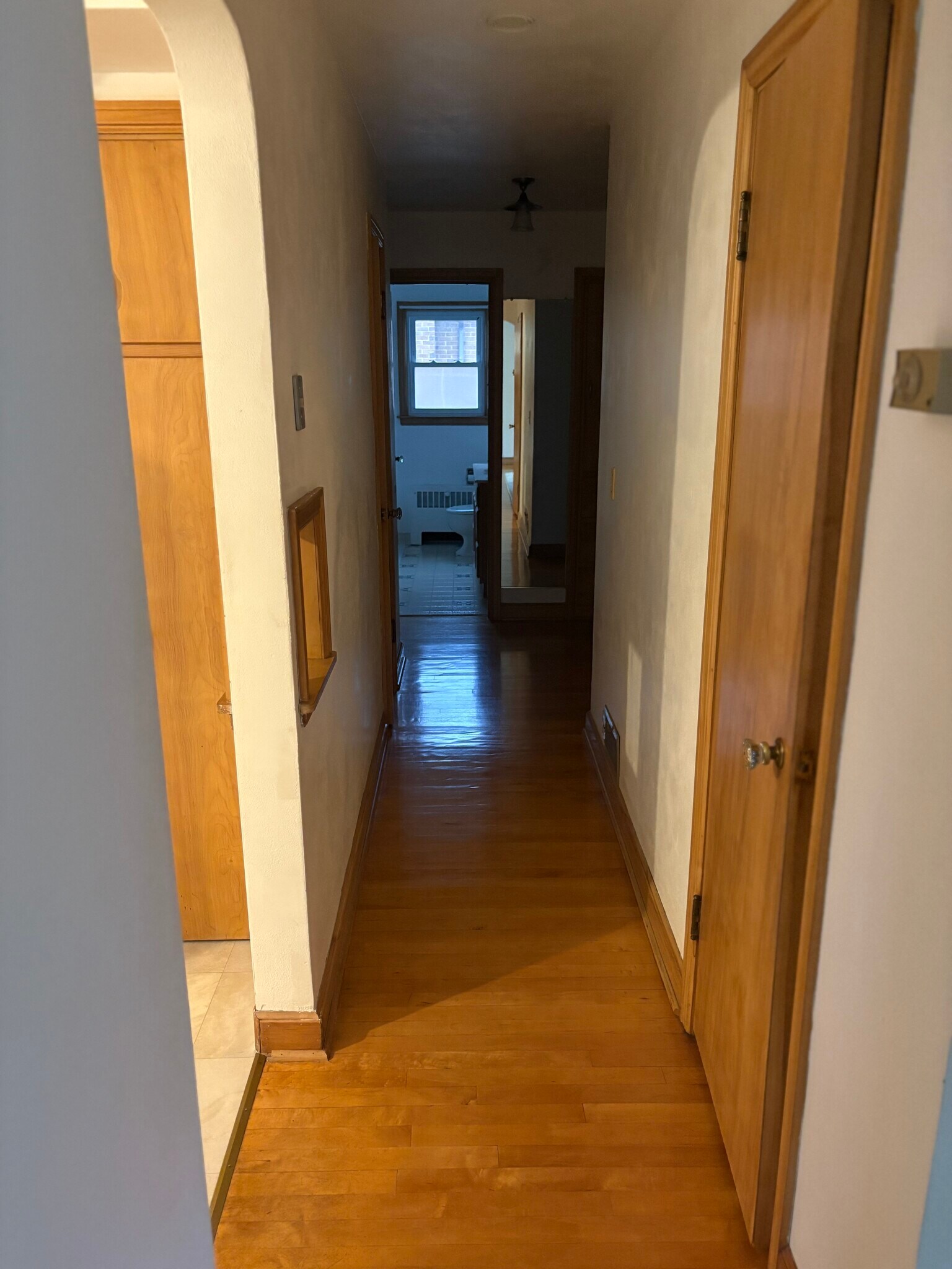 Building Photo - 135 S John St