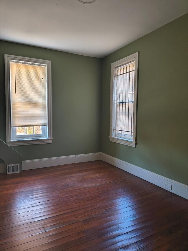 Building Photo - 6845 Germantown Ave