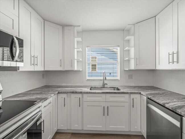 Building Photo - 3366 Minnow Creek Dr