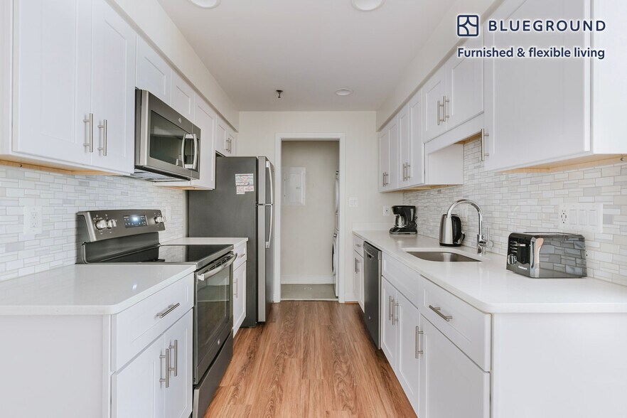 Building Photo - 4001 9th St N