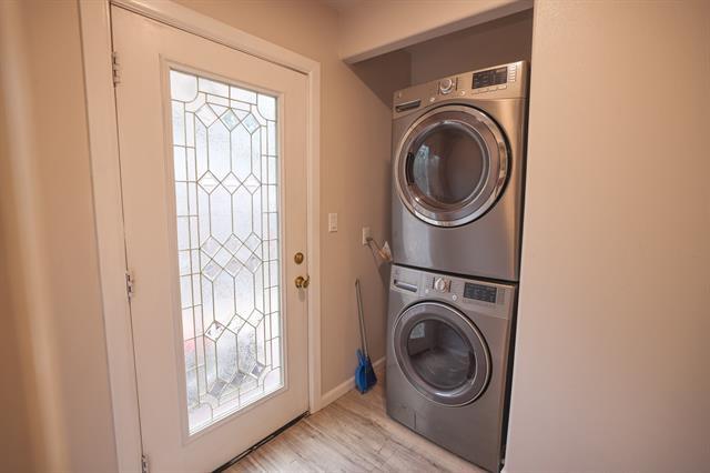 Building Photo - 3808 Timberline Dr
