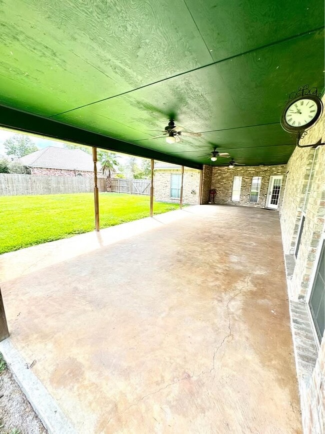 Building Photo - 1110 Athens Dr