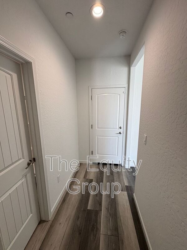 Building Photo - 3036 N Parkside St