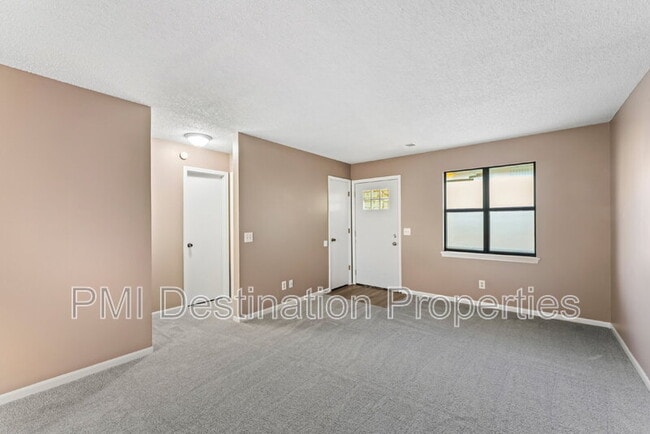 Building Photo - 8600 Kill Creek Rd