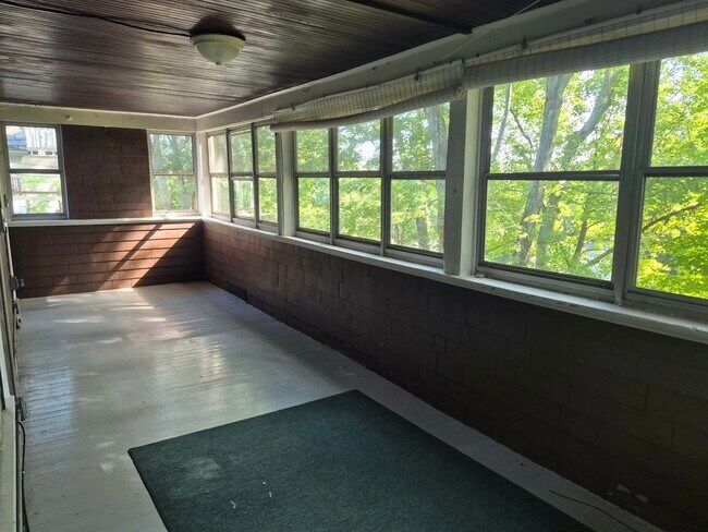 Building Photo - 111-113 Brown Ave