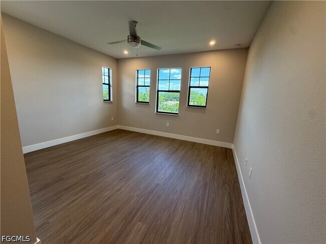 Building Photo - 9912 Portofino Vineyards Dr