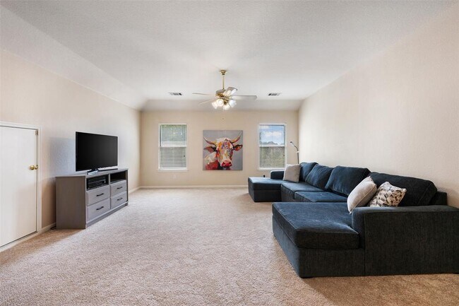 Building Photo - 309 N Carriage Hills Dr
