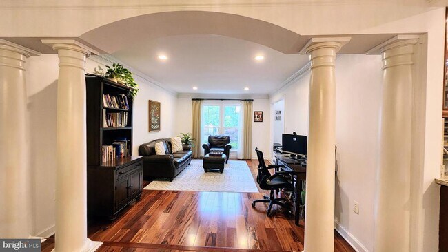 Building Photo - 5503 Chestermill Ct