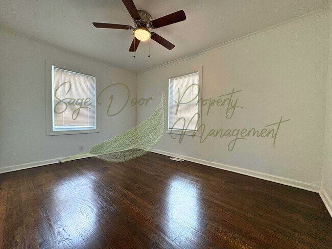 Building Photo - 5 BEDROOM IN INDEPENDENCE!!!