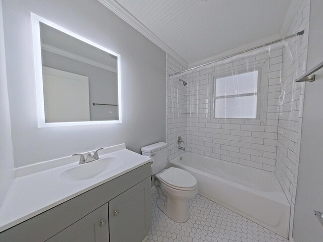 Building Photo - 2001 Wren Rd