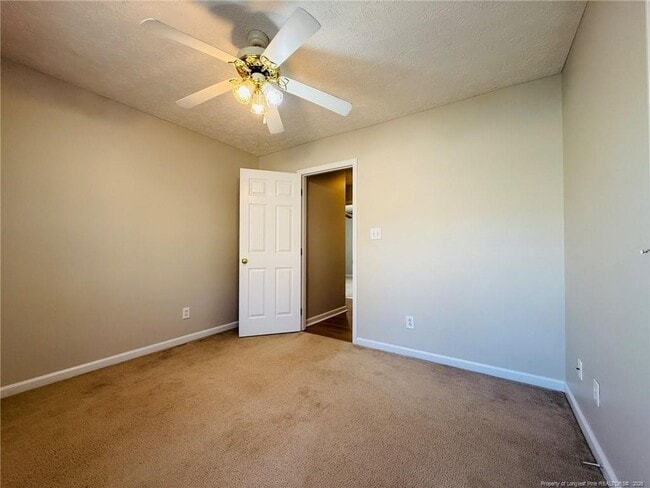 Building Photo - 5018 Summer Ridge Rd