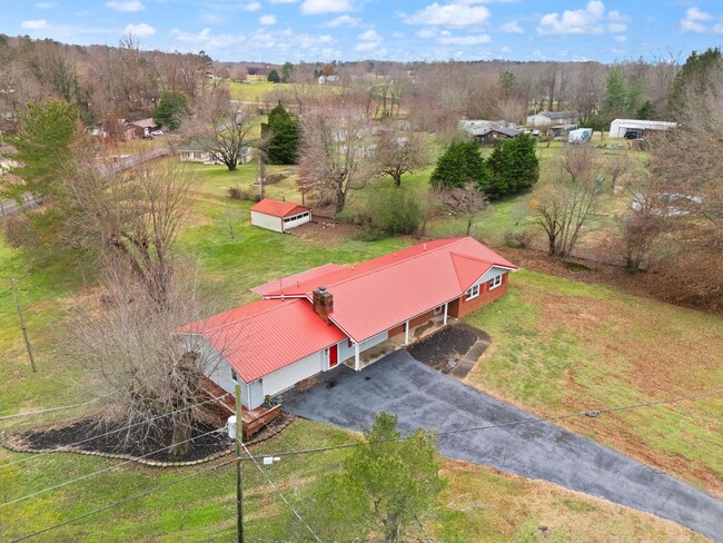 Building Photo - Three Bedroom Home in Corbin, KY