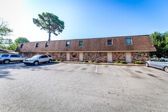 Building Photo - Crestview Apartments