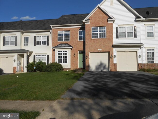 Primary Photo - 202 London Downs Cir