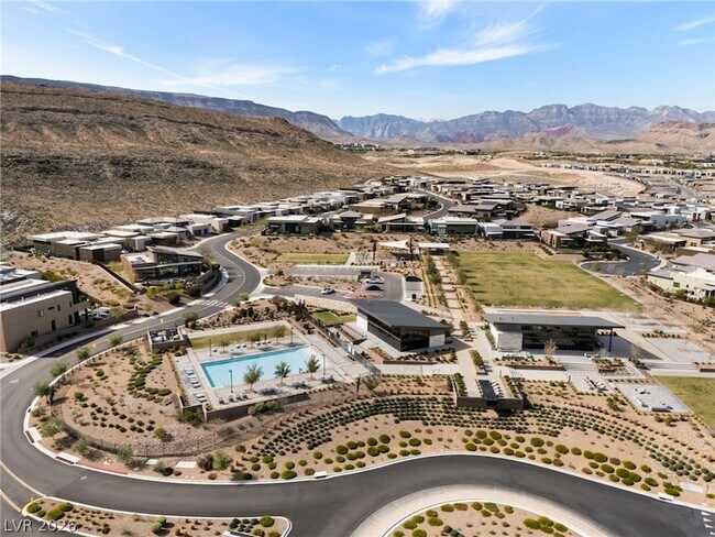 Building Photo - 5201 Peak Climb Dr