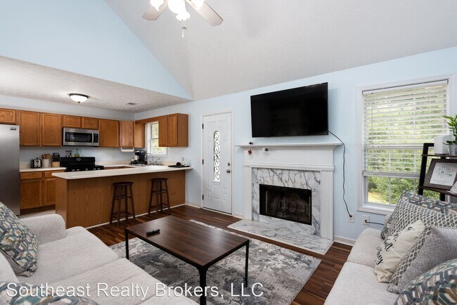 Building Photo - 3 br, 2 bath House - 458 Callie Lane