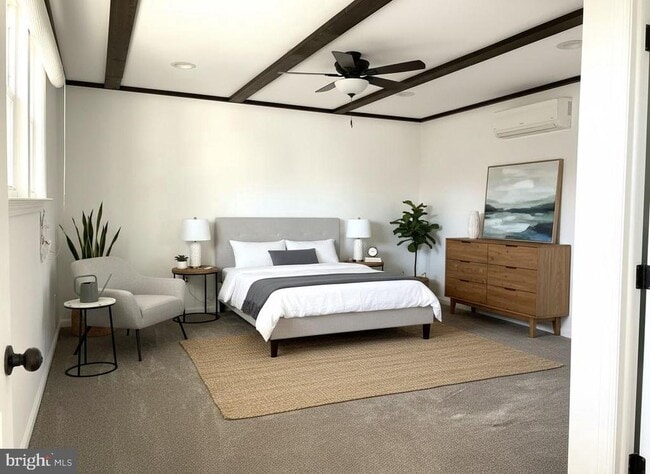 Building Photo - 131 N Main St