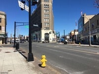 Building Photo - 574 Bloomfield Ave
