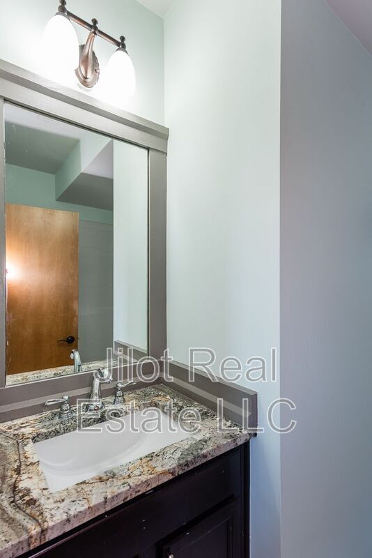 Building Photo - 1806 DeKalb Ave NE