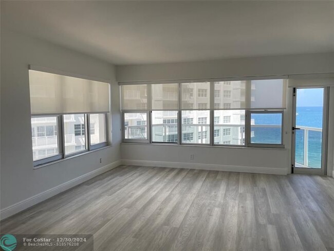 Building Photo - 3700 Galt Ocean Dr