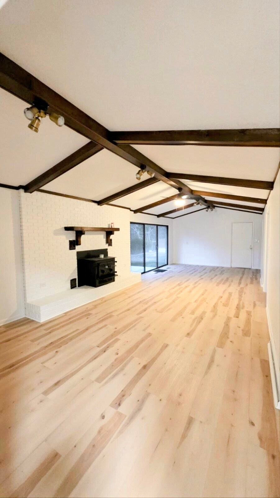 Building Photo - 3460 W Lexington Avenue Ext