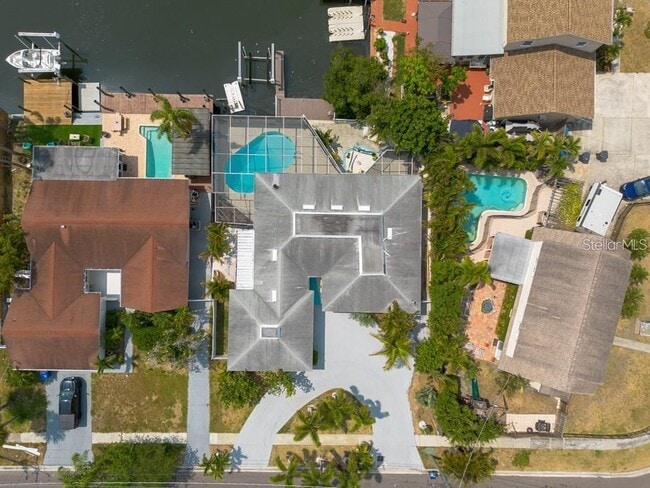Building Photo - 4643 Bay Crest Dr