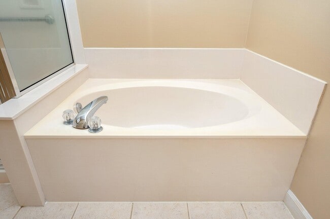 Building Photo - 1474 The Crossings