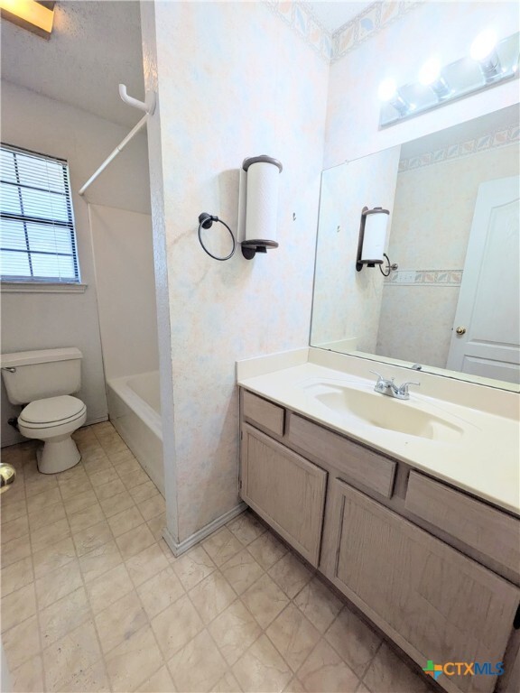 Building Photo - 1428 Devin Dr