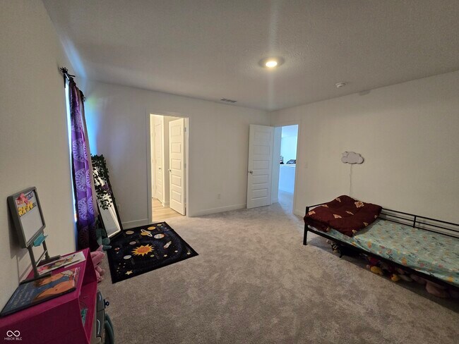 Building Photo - 5128 Summerton St