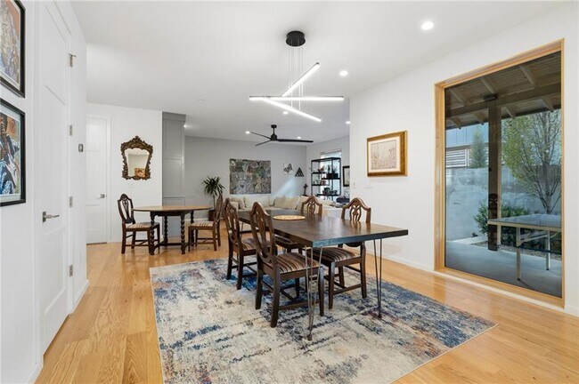 Building Photo - 632 Bella Vista Rd