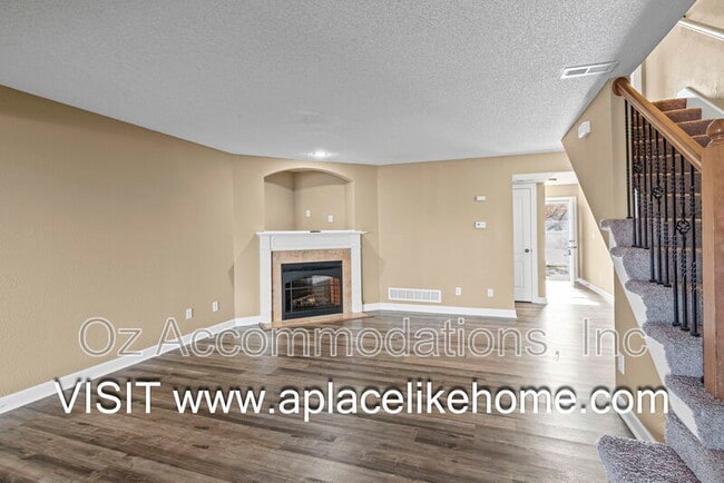 Building Photo - 803 SW Imperial Ln