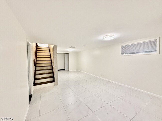 Building Photo - 53 Pine Grove Rd