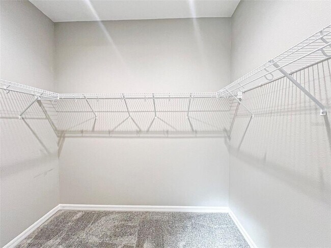 Building Photo - 3388 Cup Dr