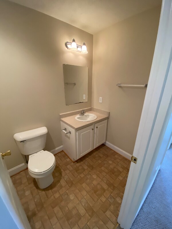 Building Photo - 3600 Old Forest Rd